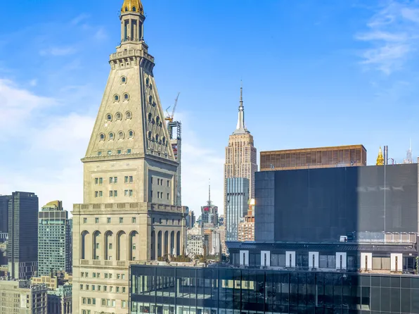 45 East 22nd Street 42B image 3 of 22
