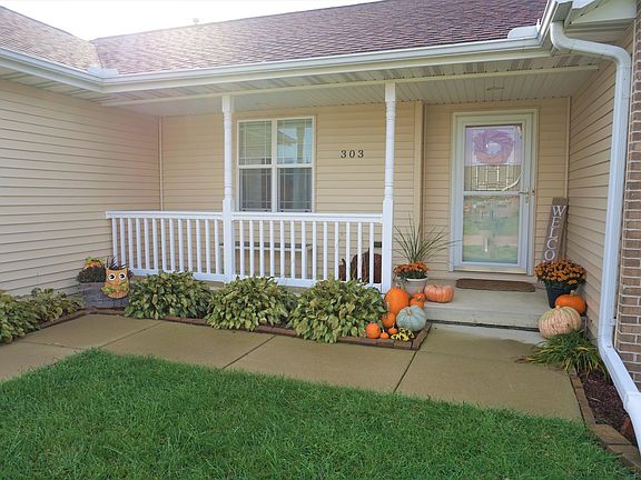 3rd image of 303 Robert Dr
