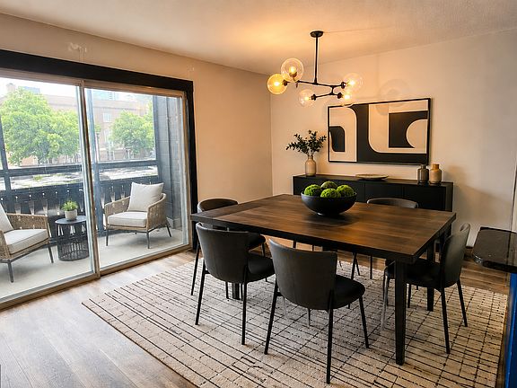 3rd image of 410 Groveland Ave APT 202