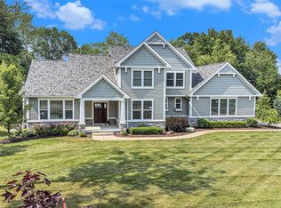 2250 White Hawk Trl, Howell, MI 48843