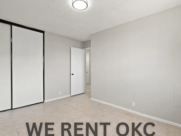 3611 Wynn Cir #1 — Photo 45