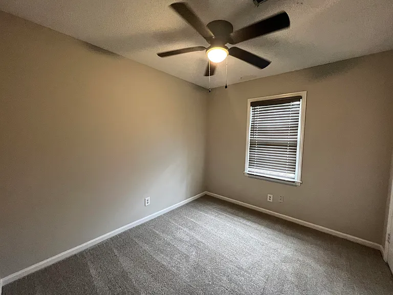103 Dorchester Manor Blvd — Photo 5
