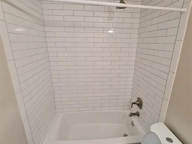 804 Winter Pl — Photo 21