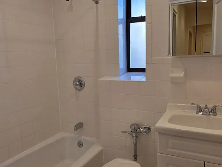 4313 Kepler Ave #2C — Photo 7