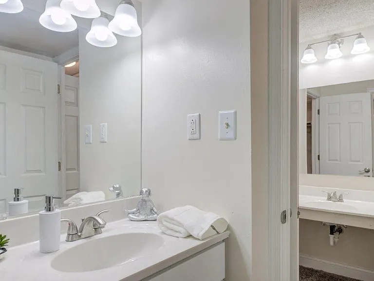 Place One Apartment Homes — Photo 9