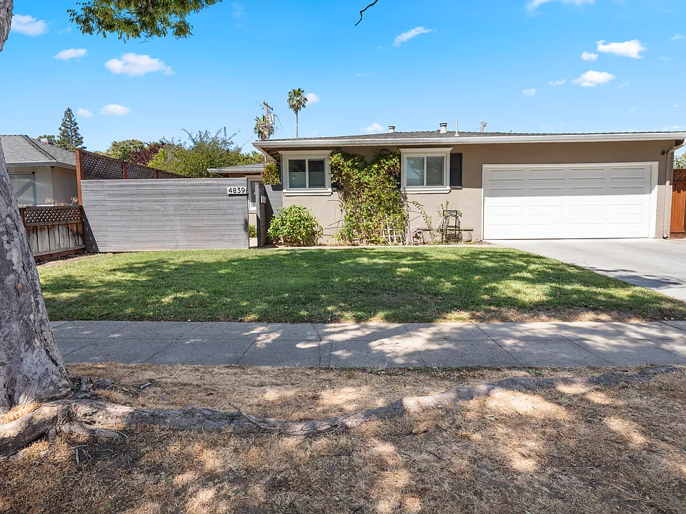 4839 Elester Dr
