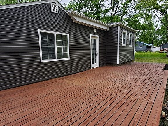 5th image of 724 Briggs Rd