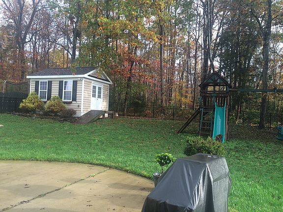 Private Fenced Rear Yard