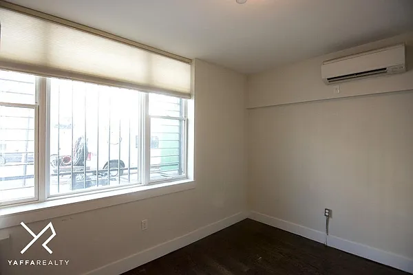 Rented by Yaffa Realty LLC | media 2