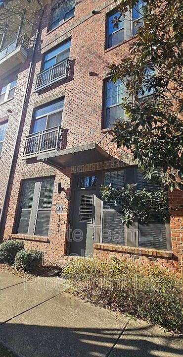 1st image of 3243 Noda Blvd