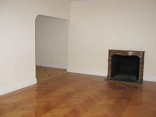 Sold by Sotheby's International Realty | media 11