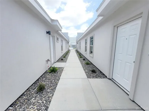 3809 Las Vistas Ln APT 3, Weslaco, TX 78596