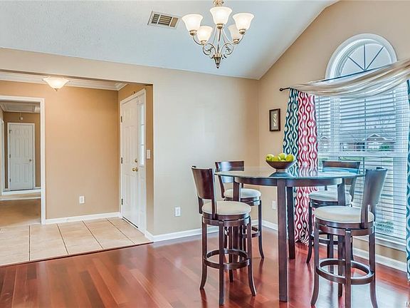 5th image of 617 Belser Ct