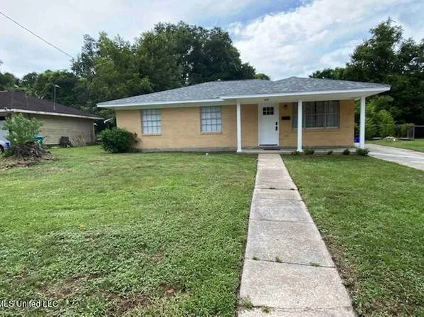 1004 Augustine Dr, Gulfport, MS 39507