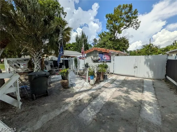 2343 Canal St, Fort Myers, FL 33901