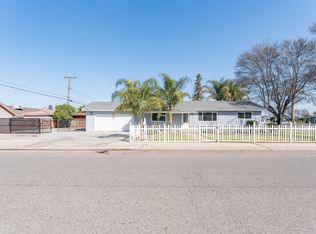 1922 E Ash Ave, Tulare, CA 93274