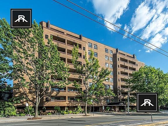 2nd image of 1113 Beacon St #62