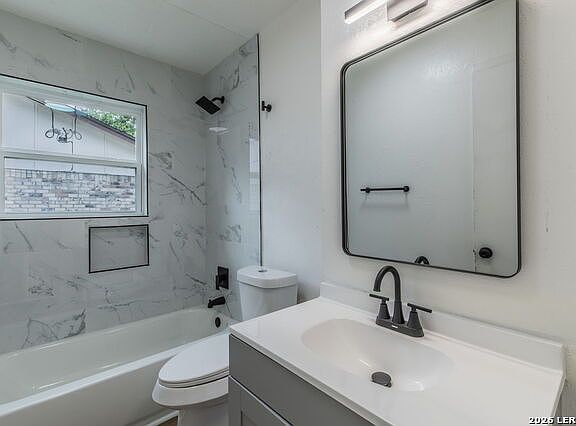 4th image of 7514 Olusta Dr