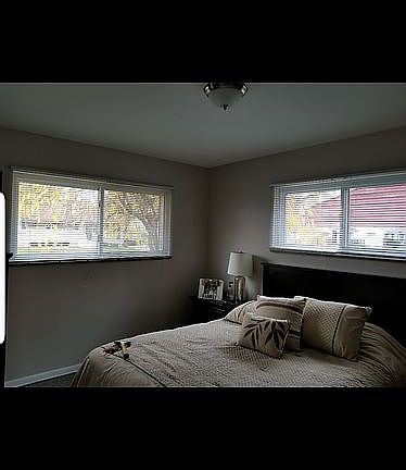 Bedroom #1 19×13 New carpet