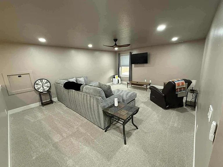 1113 W Blaine Ave #2 — Photo 13