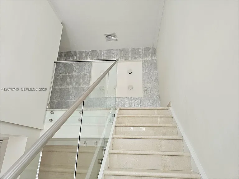 4501 NW 93rd Doral Ct — Photo 14