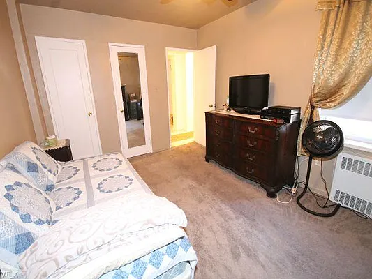 Sold by Fillmore | media 5