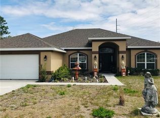 12176 House Finch Rd, Weeki Wachee, FL 34614