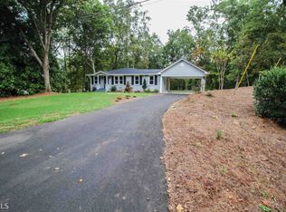 3190 Haynes Dr, Gainesville, GA