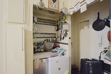 Rented by Street Realty Brokerage LLC