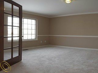 4th image of 24520 Wedgewood Dr