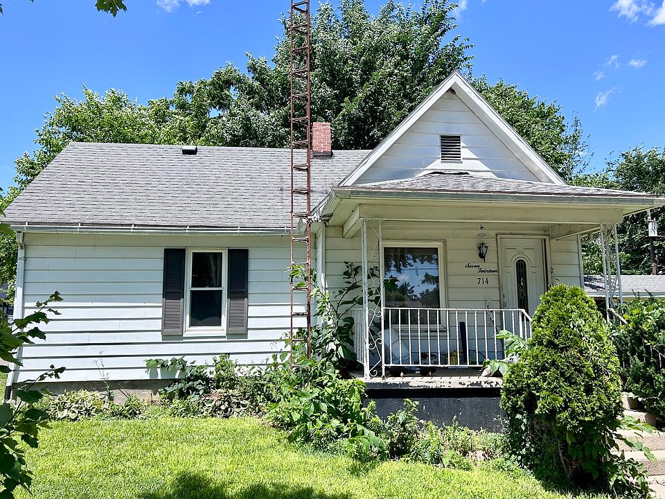 1st image of 714 Labee St