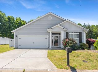 266 Kendall Dr, Winston Salem, NC 27107