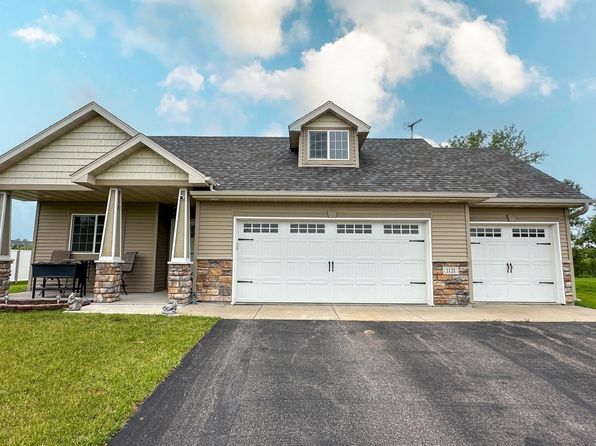1121 Golf Ct, Foley, MN 56329