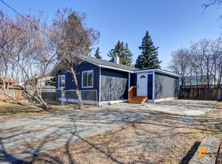 1563 Demeure Pl, Anchorage, AK 99508