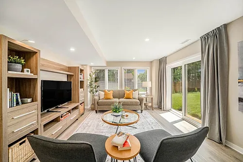 6 Hillview Rd #B Photo 1 6 Hillview Rd #B Photo 1