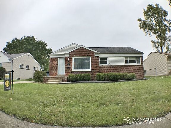 2nd image of 31611 Folkstone Dr