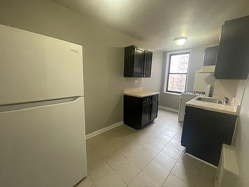 631 Beach 9th St #3K Photo 1