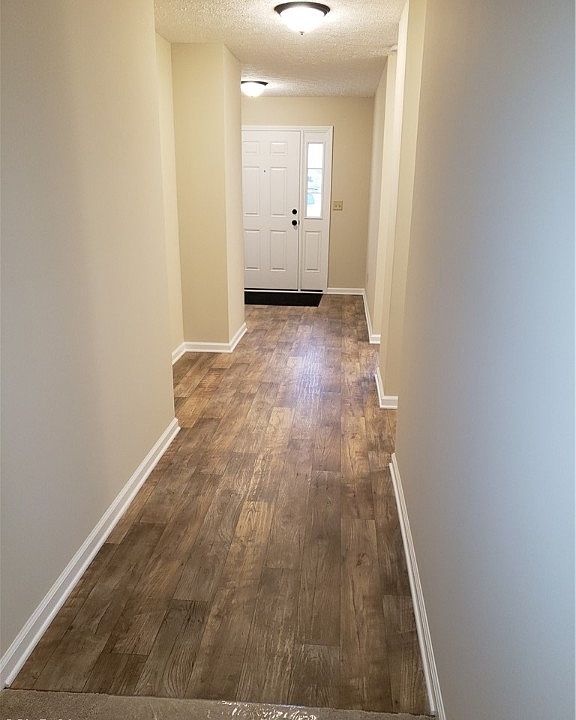 135 Prestwyck Ln, Elyria, OH 44035 Zillow