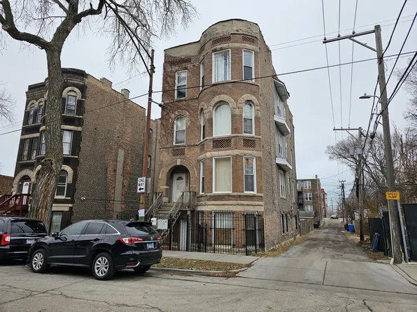 9041 S Burley Ave, Chicago, IL 60617