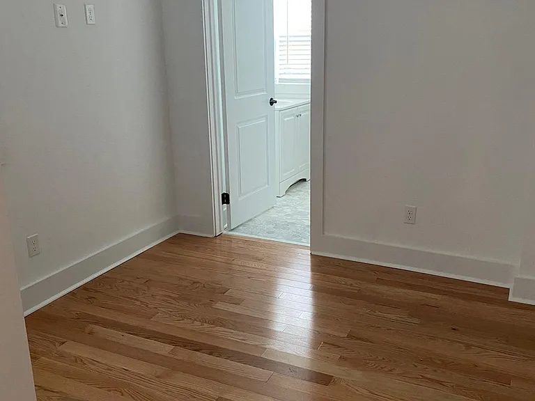95 Troup St #3 — Photo 11