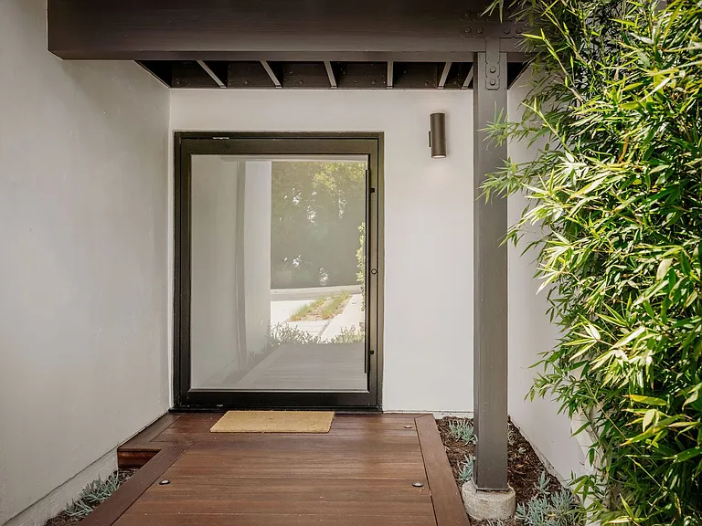 34031 Mazo Dr — Photo 32