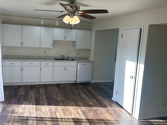 3rd image of 4409-4415 Eastridge Dr