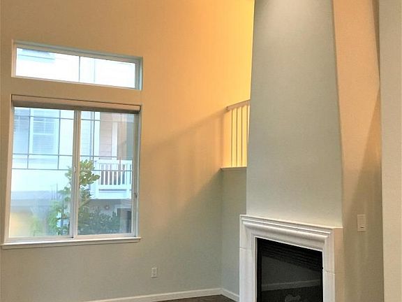 5th image of 10138 Imperial Ave