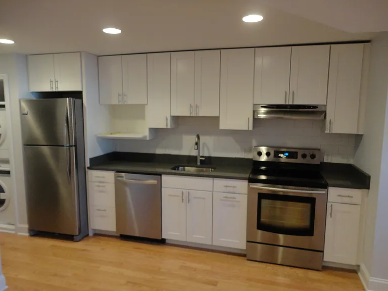 1729 Hobart St NW — Photo 6