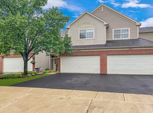 263 Nicole Dr UNIT E, South Elgin, IL 60177