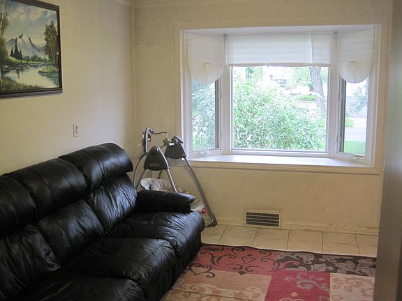 3rd image of 14437 E Carroll Blvd