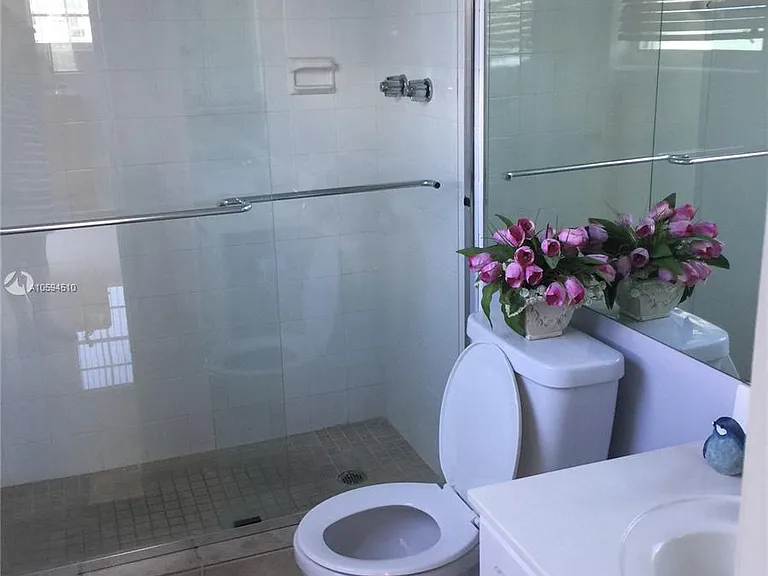 3901 S Ocean Dr #14E — Photo 10