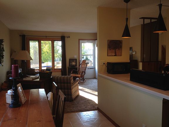 2nd image of 48 Hays Cir
