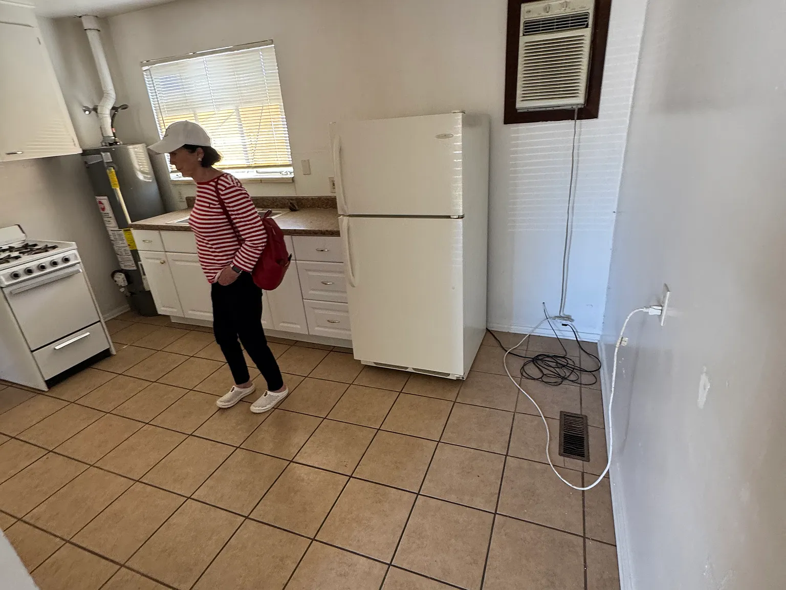 1 bed, 600 sqft, $1,000 — Photo 4