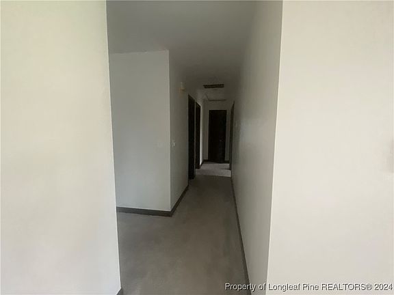 4th image of 1120 Niblick Dr